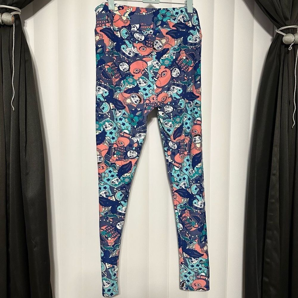 Lularoe Leggings Gorgeous Multicolor Russian Mishka Dolls, TC Tall And Curvy 
92 - Picture 6 of 7